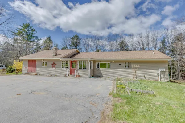 $749,000 | 14 Lloyd Street, Campton, NH 03223