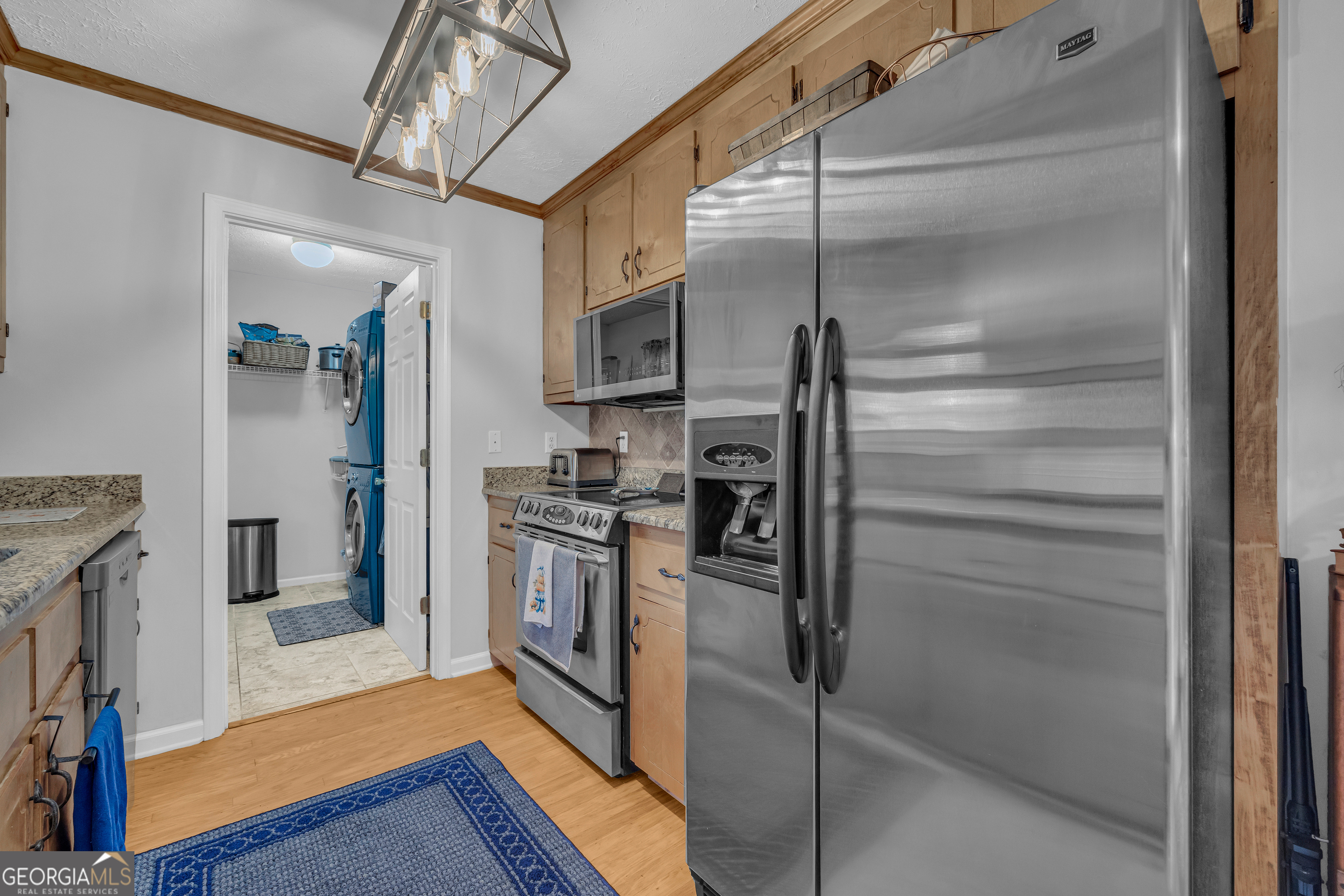 120 Breezy Point Hartwell, GA 30643 - Photo 6 of 74