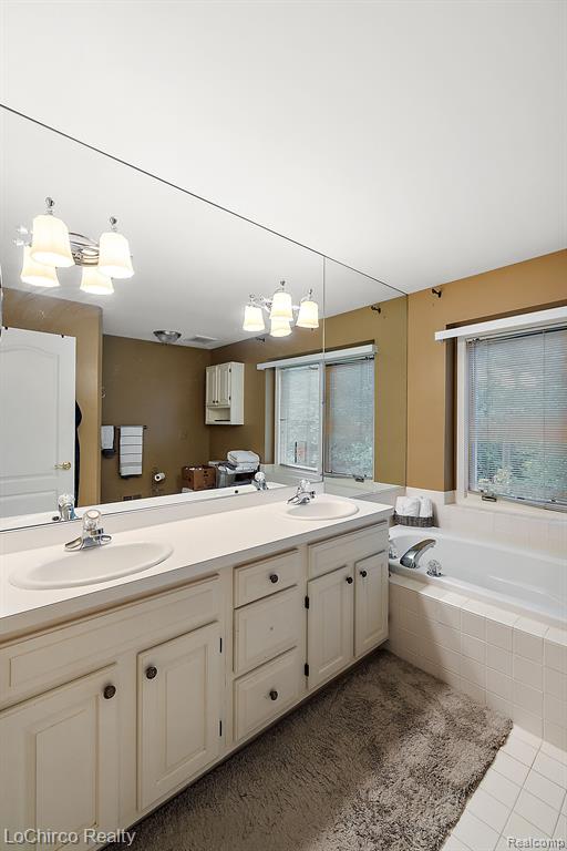 1773 Skyline Drive Rochester Hills, MI 48306 - Photo 16 of 36