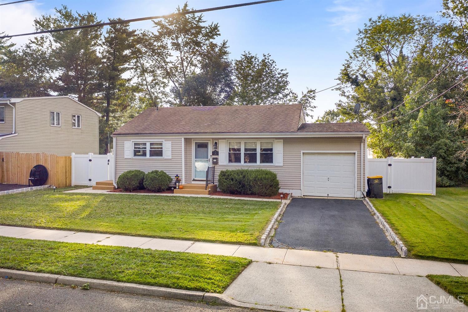 21 Hastings Road Old Bridge, NJ 08857 - Photo 3 of 21 Gallery Image 3