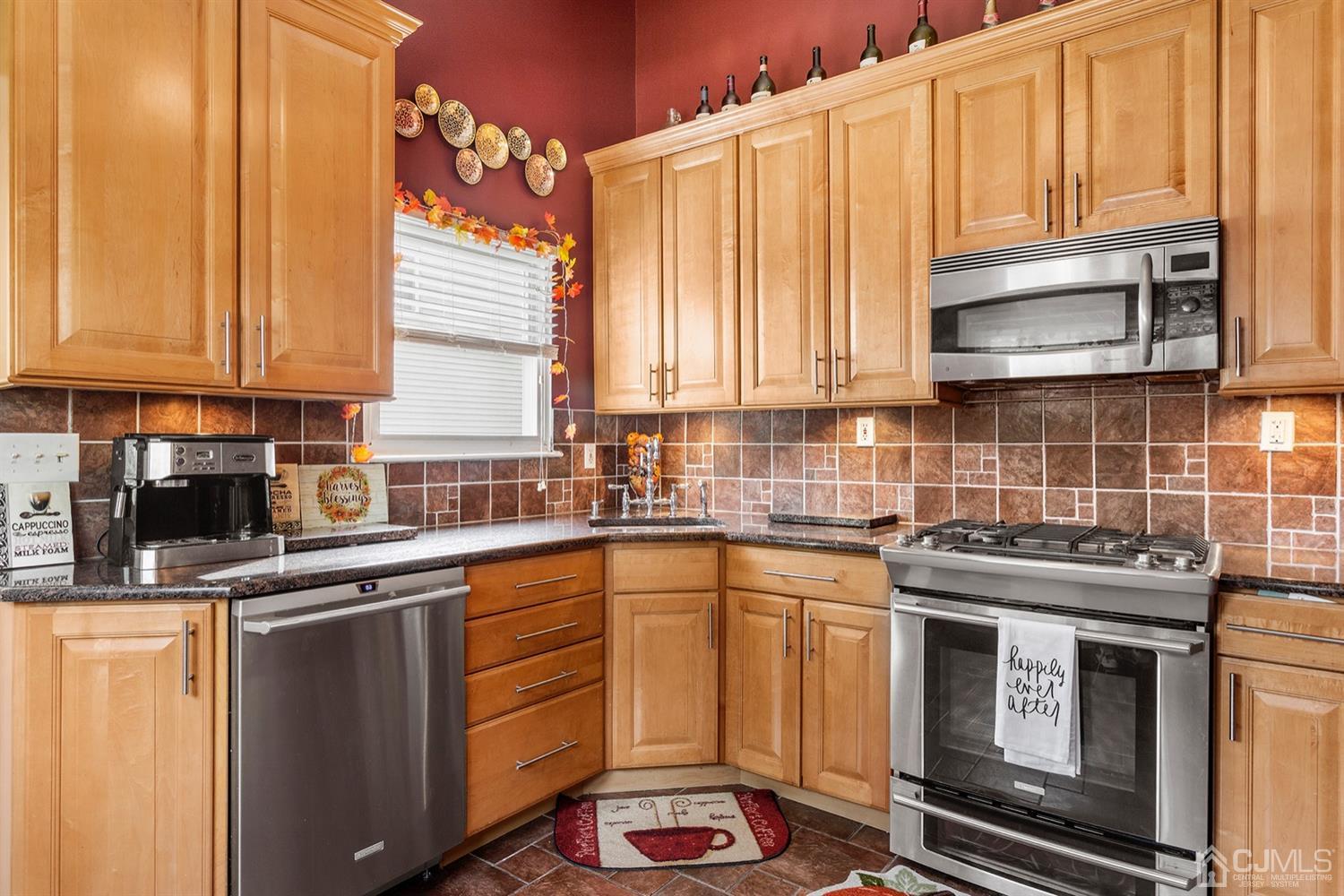 21 Hastings Road Old Bridge, NJ 08857 - Photo 6 of 21 Gallery Image 6