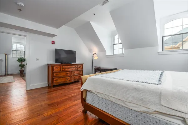 $739,000 | 1000 Chapel View Boulevard, Unit 312, Cranston, RI 02920