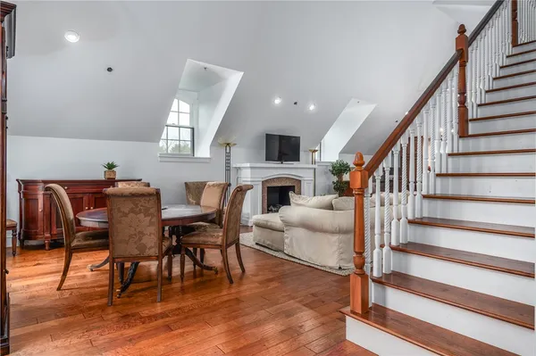 $739,000 | 1000 Chapel View Boulevard, Unit 312, Cranston, RI 02920