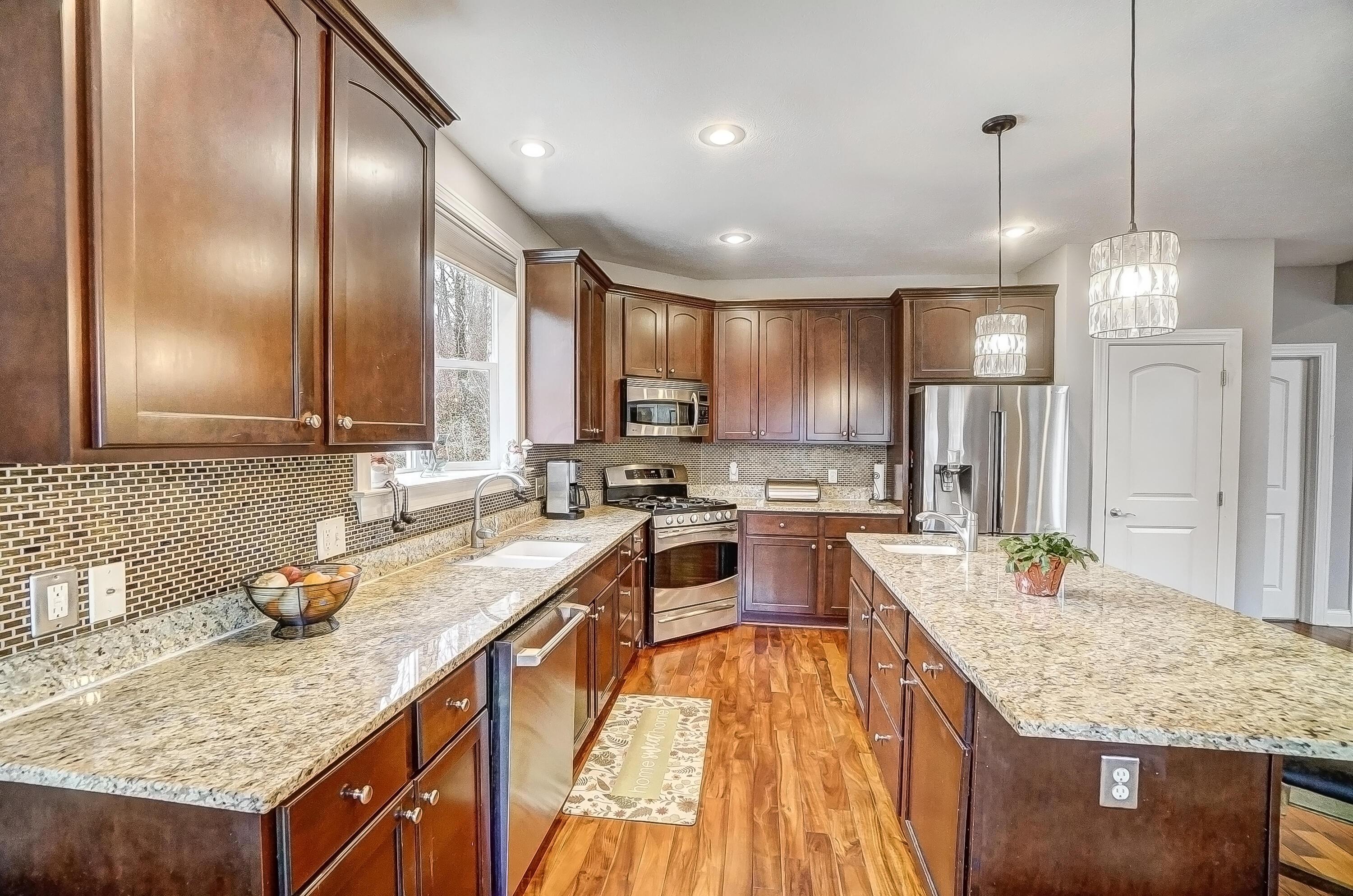 6310 Linworth Road Worthington, OH 43085 - Photo 14 of 80 Kitchen