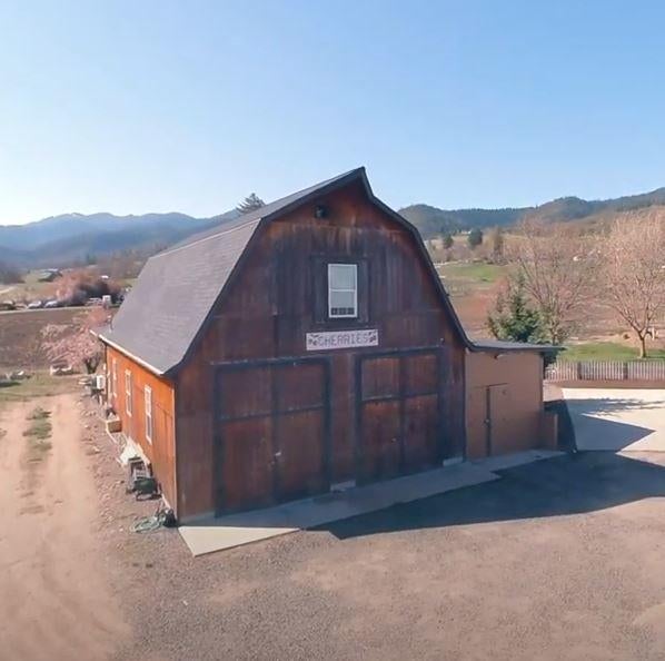 1381 Foss Road Talent, OR 97540 - Photo 32 of 41 Outstanding 2-level barn with full bath, washer/dryer, and huge Crop King Climatized facility