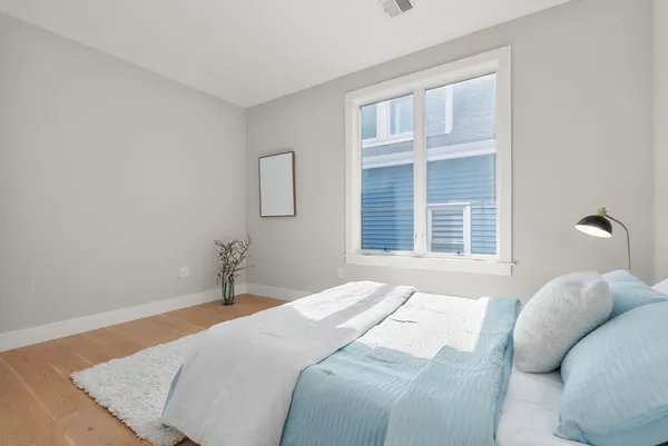 $1,159,000 | 109 Prospect Street, Unit 205, Somerville, MA 02143
