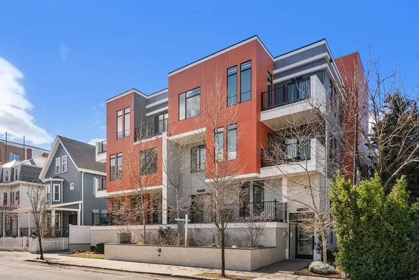 $1,159,000 | 109 Prospect Street, Unit 205, Somerville, MA 02143