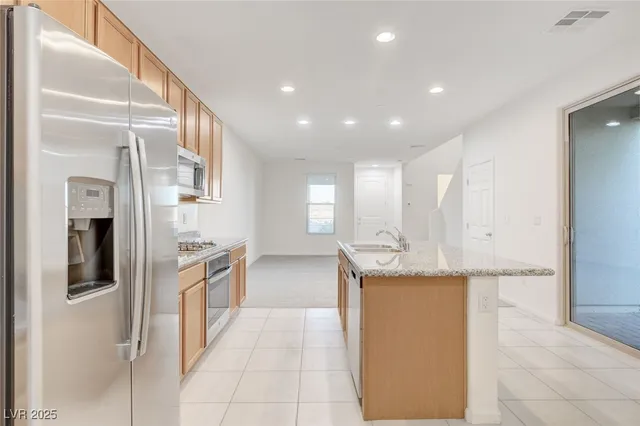 $2,295 | 11680 Hamilton Lake Avenue, Las Vegas, NV 89138