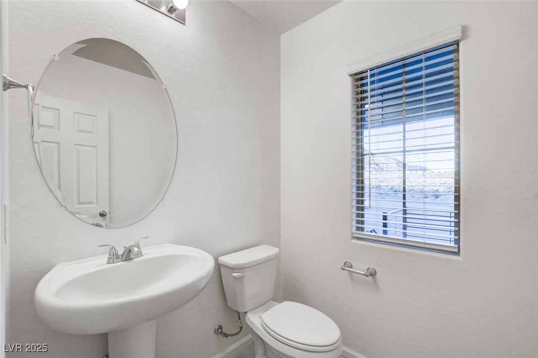 11680 Hamilton Lake Avenue Las Vegas, NV 89138 - Photo 19 of 49