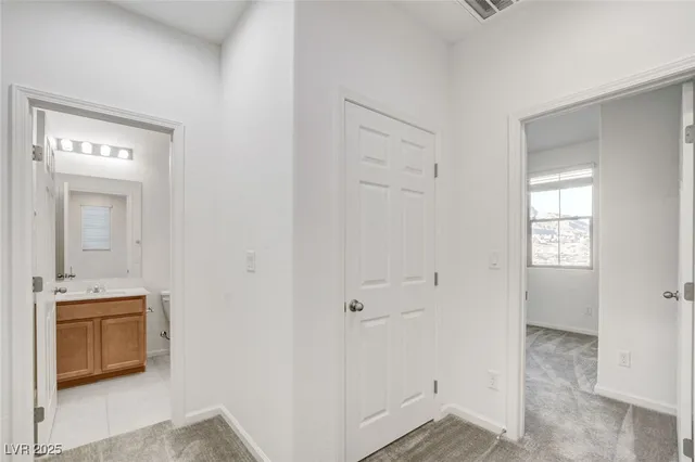 $2,295 | 11680 Hamilton Lake Avenue, Las Vegas, NV 89138