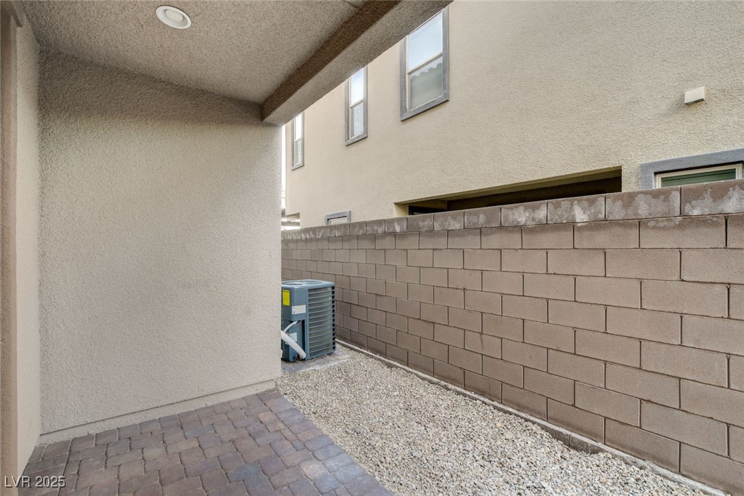 11680 Hamilton Lake Avenue Las Vegas, NV 89138 - Photo 42 of 49