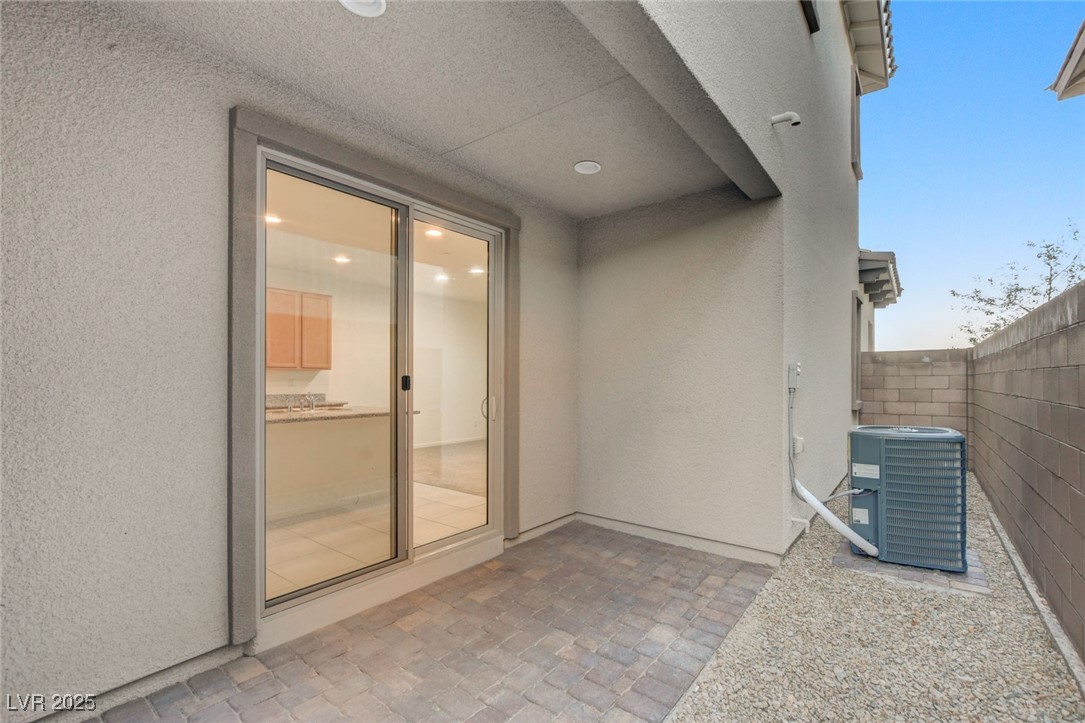 11680 Hamilton Lake Avenue Las Vegas, NV 89138 - Photo 43 of 49