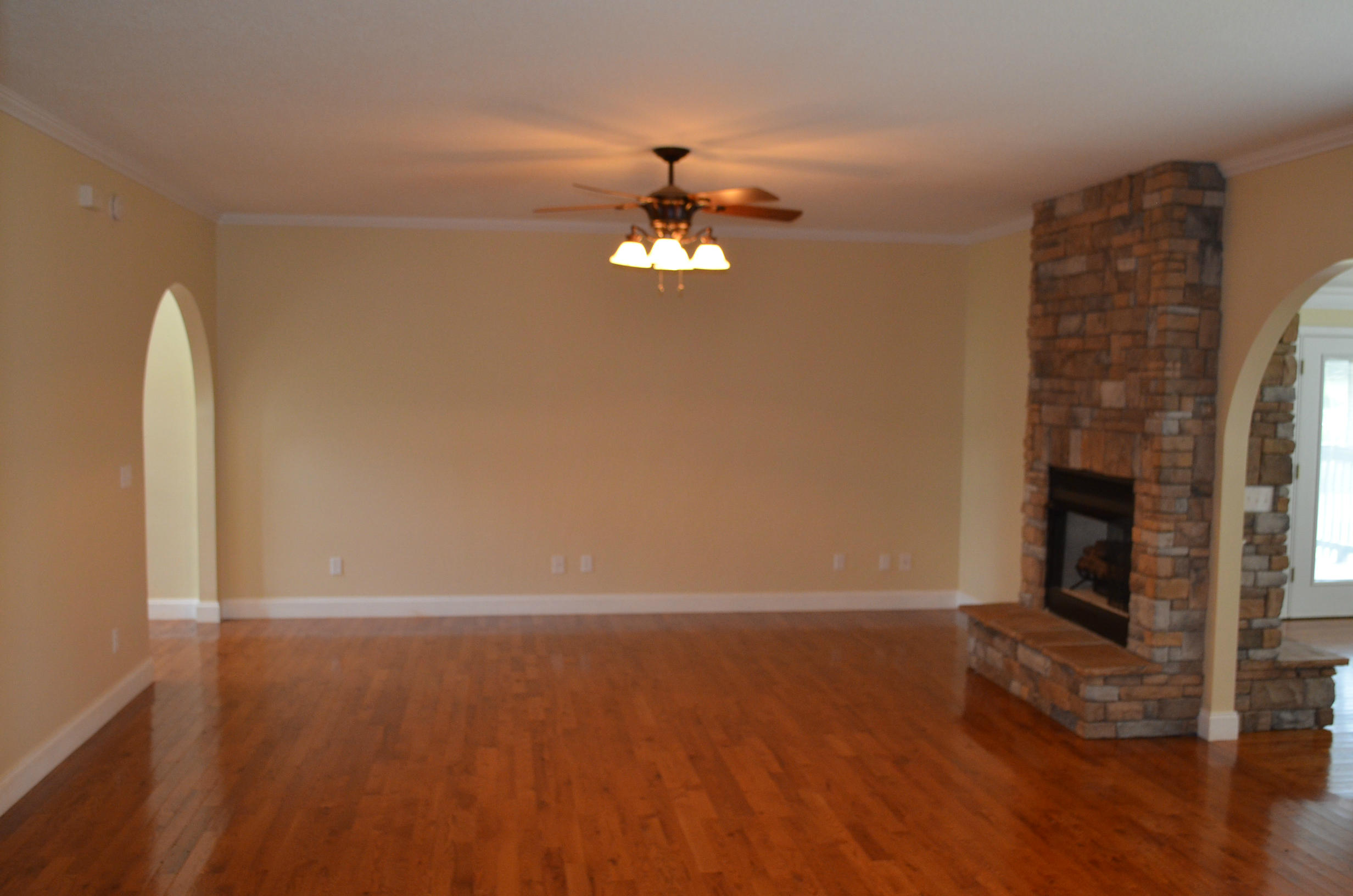 937 Forgety Road Jefferson City, TN 37760 - Photo 22 of 35 Family room from kitchen