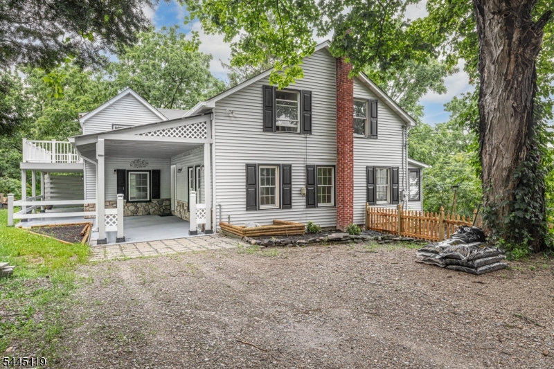 68 Libertyville Road Wantage, NJ 07461 - Photo 3 of 31