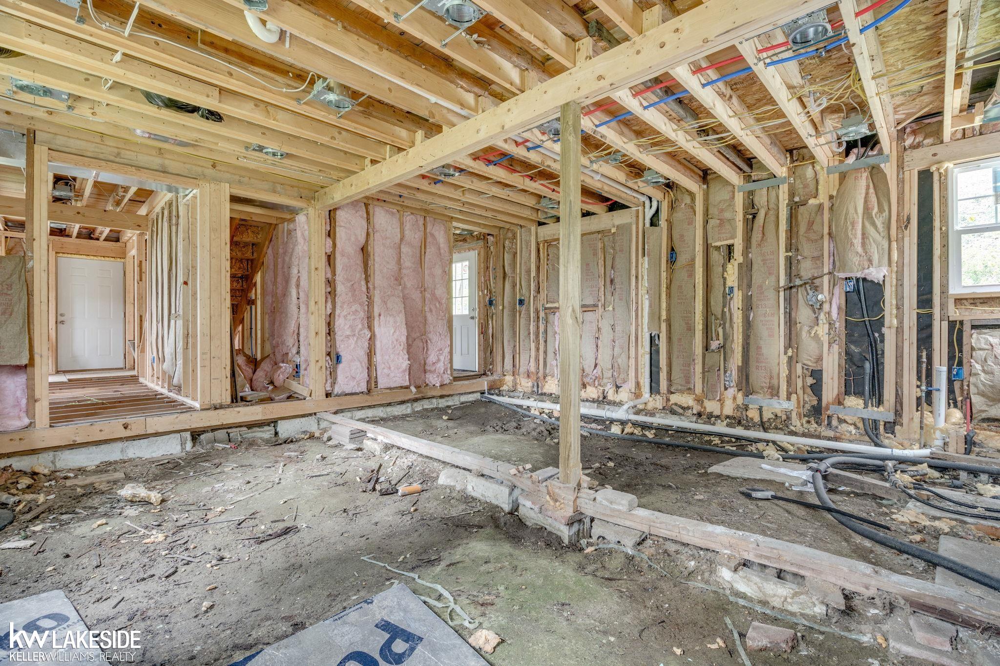 3761 Hazelton Avenue Rochester, MI 48307 - Photo 10 of 19 50146886-0ebd9bfa-f360-487e-92cb-6c3d1bd16c28.JPG