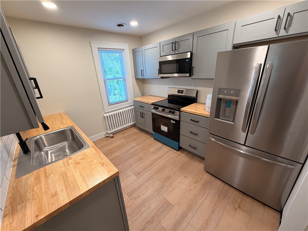 67 Pembroke Street, Unit UP Rochester, NY 14620 - Photo 6 of 16 Gallery Image 6