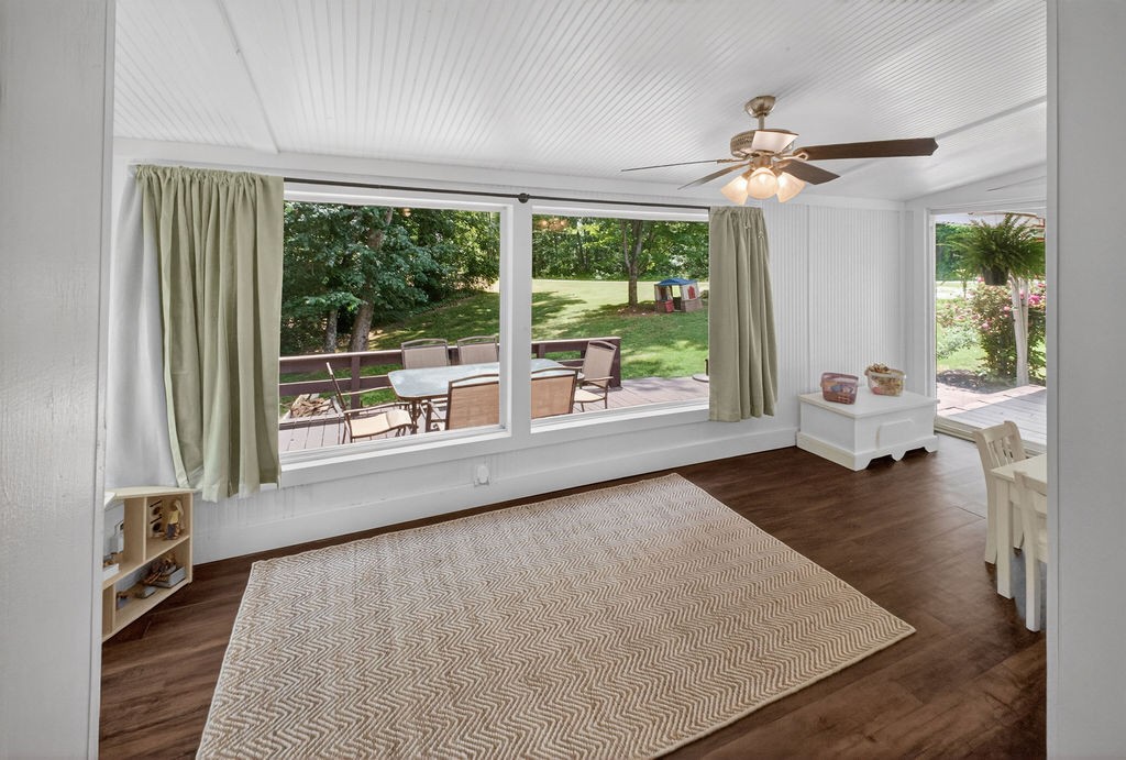 4976 Ridgetop Road Hampshire, TN 38461 - Photo 4 of 29 Gallery Image 4