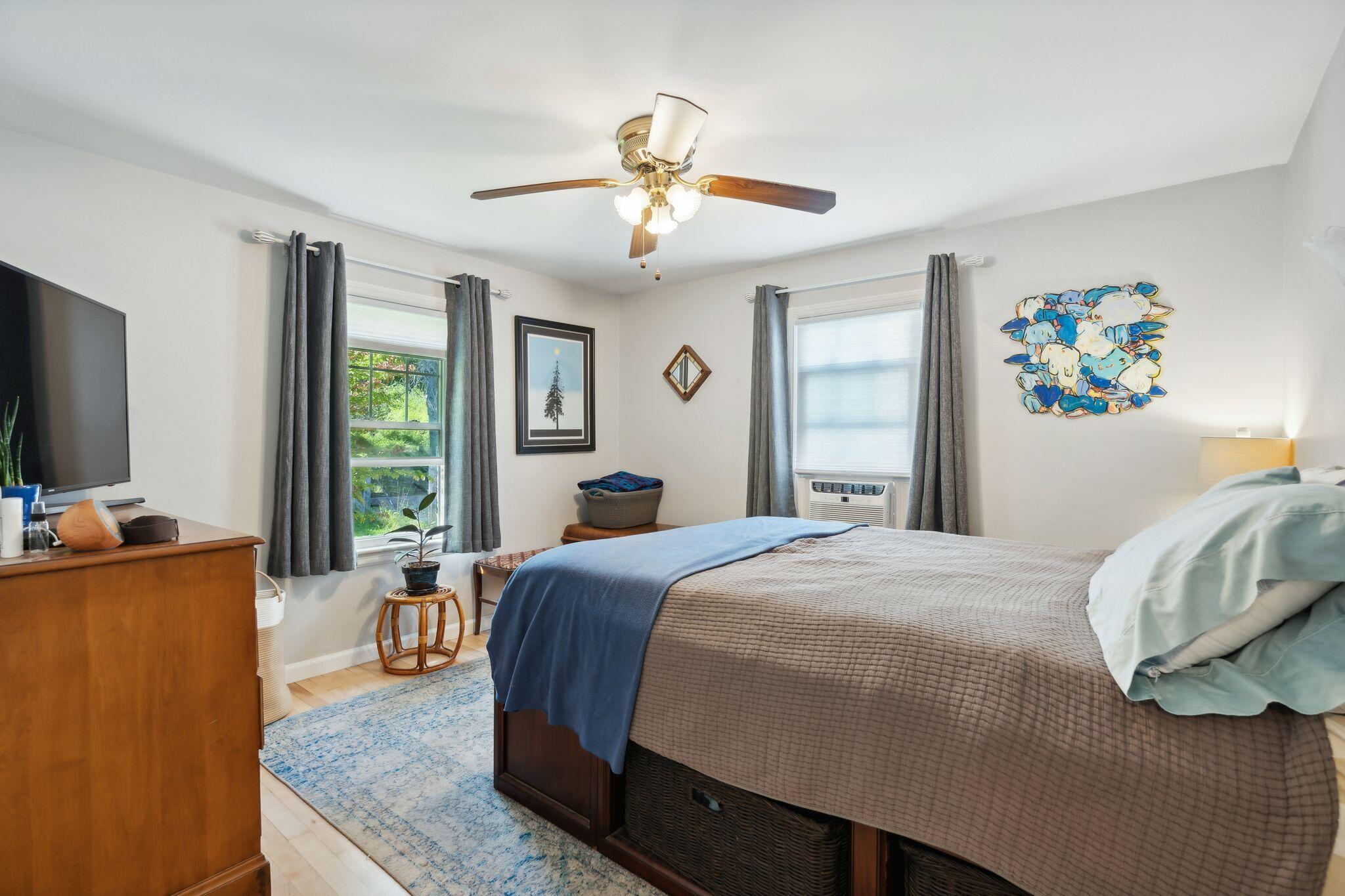 44 Raymond Road Portland, ME 04102 - Photo 12 of 23 26_DSC07079
