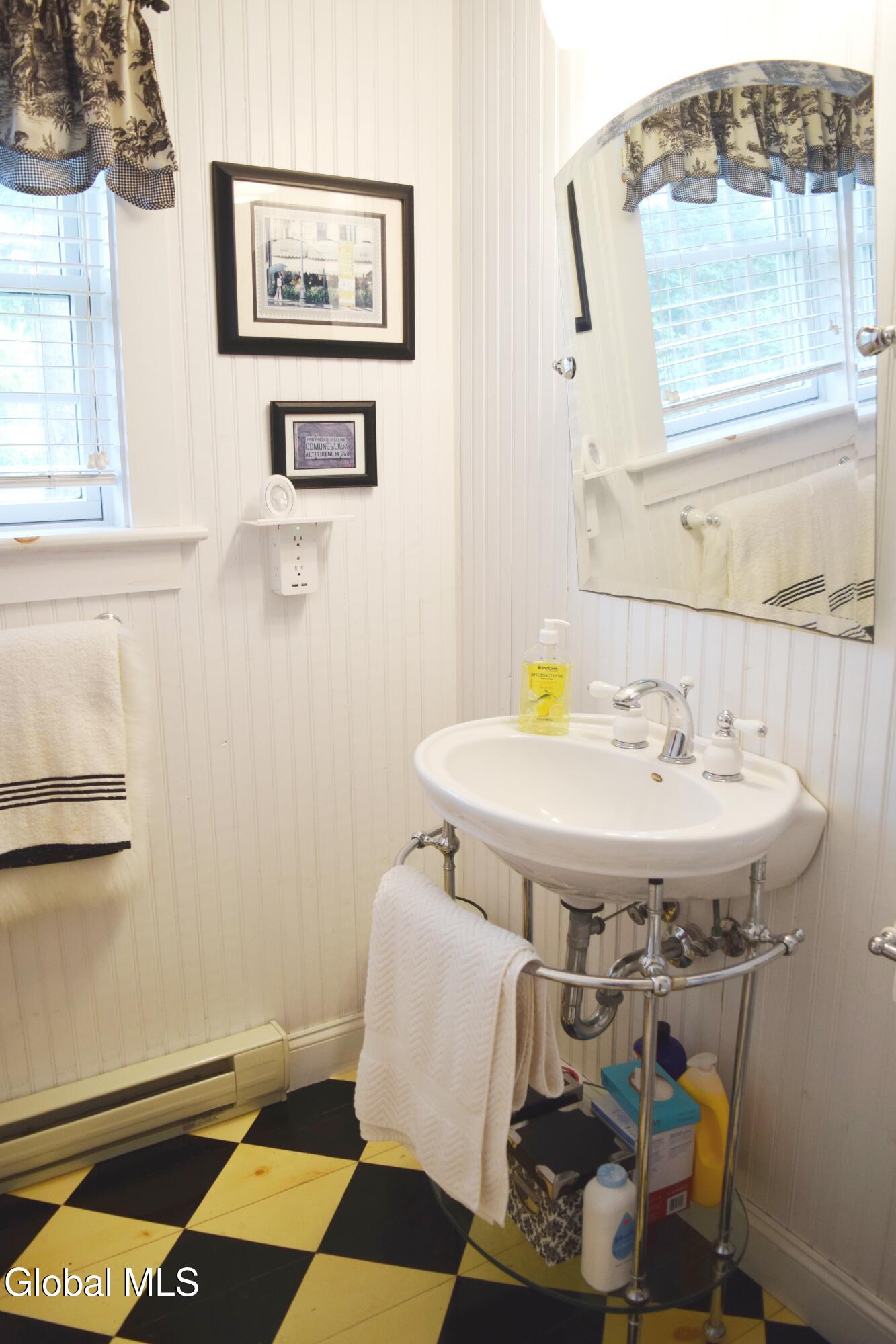944 Stony Point Road Schodack, NY 12033 - Photo 70 of 99 Full BA off Fam Rm