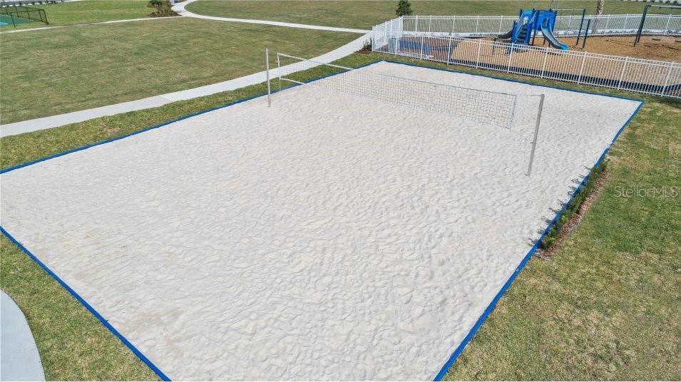 5616 Quiet Palm Loop St. Cloud, FL 34771 - Photo 23 of 25 a view of a swimming pool