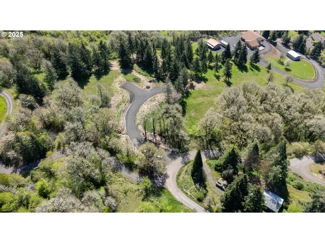 $249,000 | Center, Unit 2, Sheridan, OR 97378