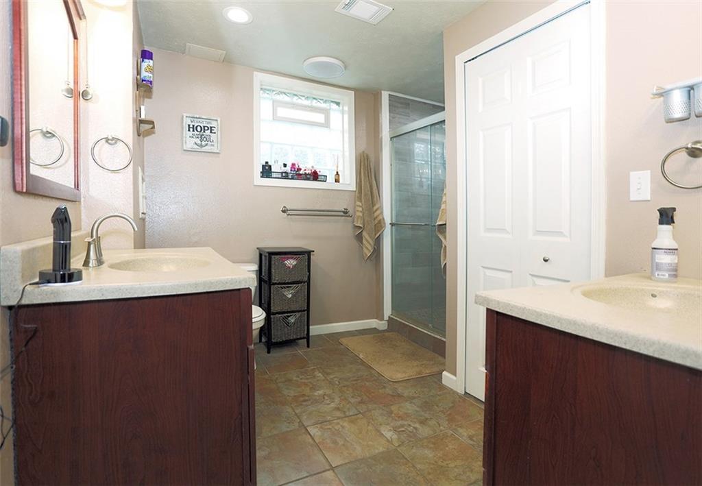 2154 Swallow Hill Road Pittsburgh, PA 15220 - Photo 13 of 22 Large Owner's Bathroom right off the bedroom.