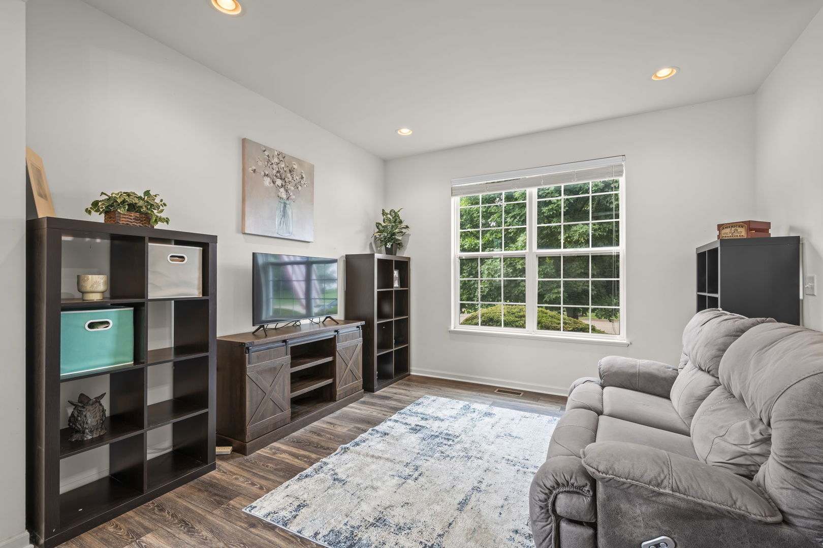 910 Marble Court Volo, IL 60073 - Photo 5 of 37