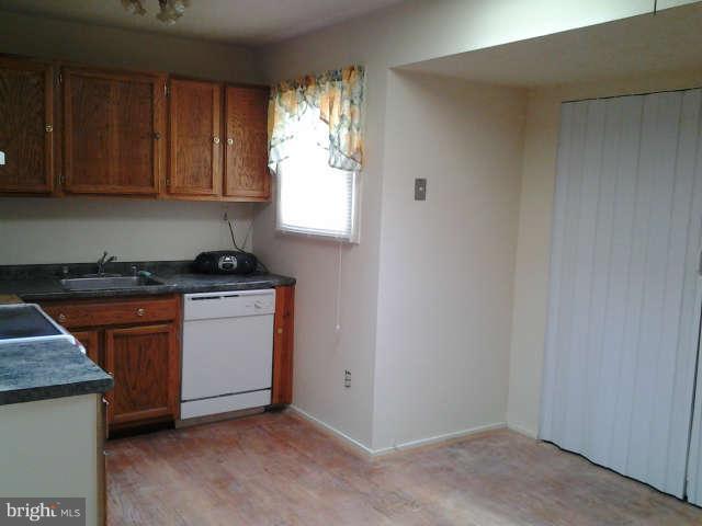 108 Wilgate Road Owings Mills, MD 21117 - Photo 3 of 11 Kitchen