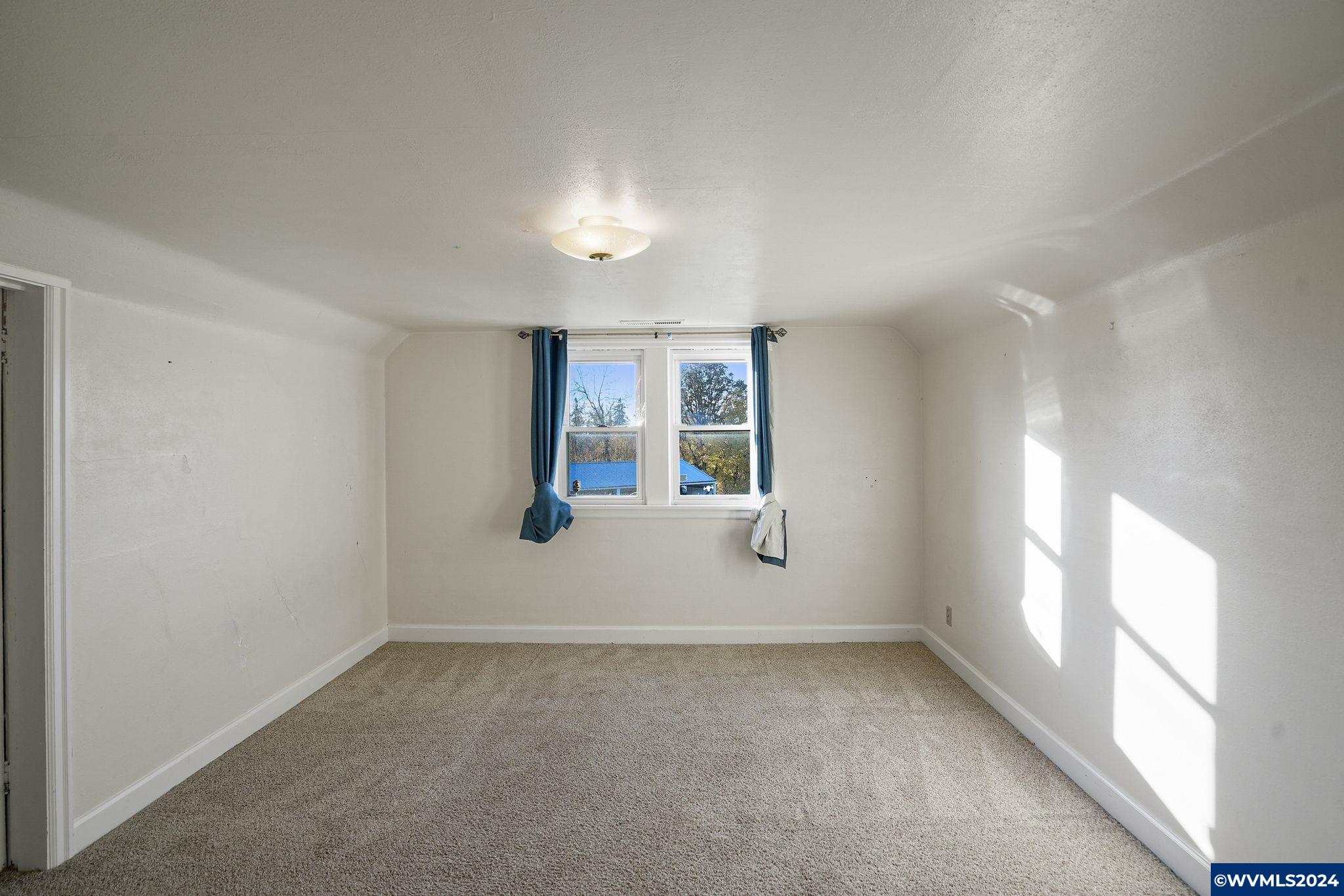 11113 Dahl Road Northeast Silverton, OR 97381 - Photo 24 of 34 Gallery Image 24