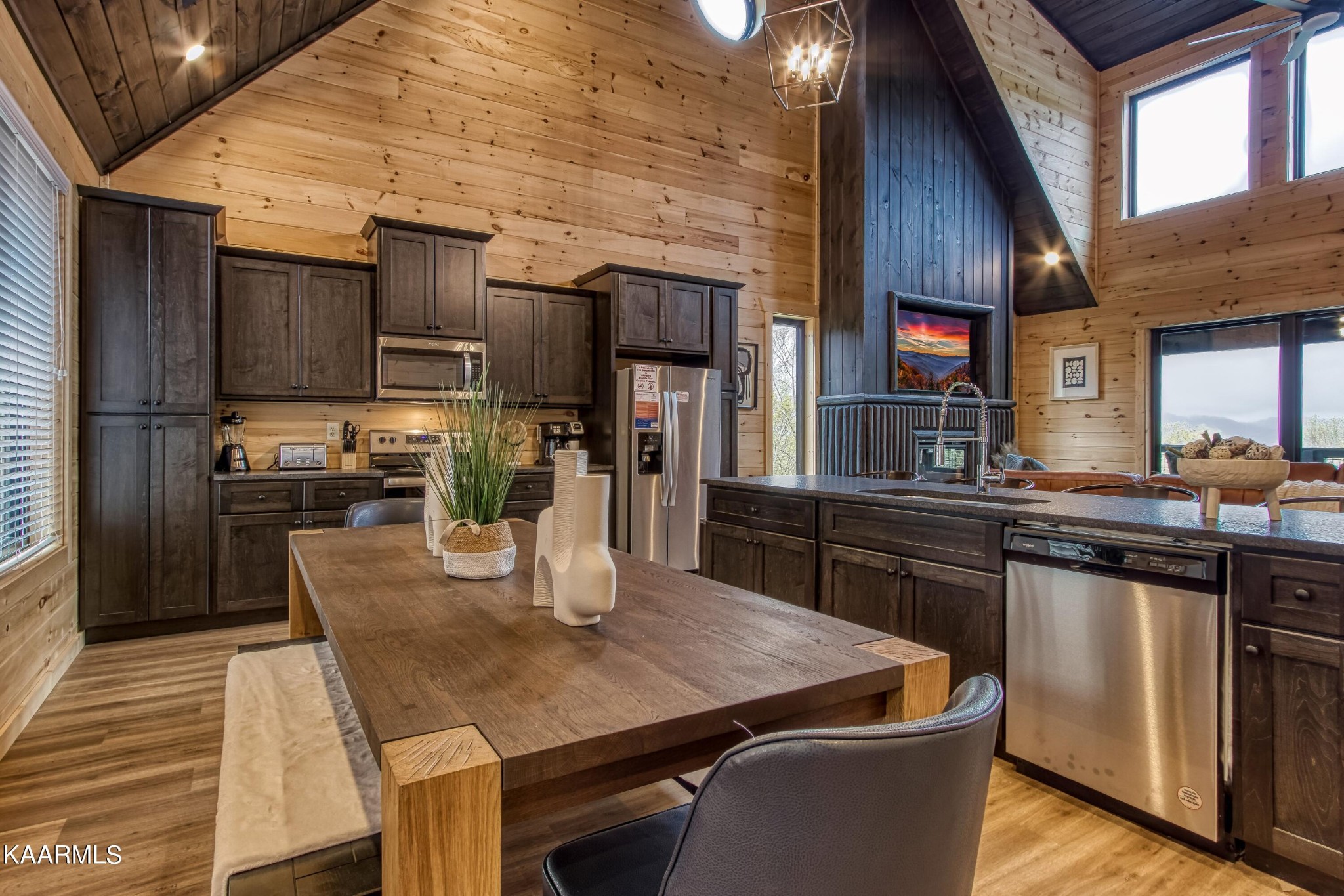 2012 Bluff Mountain Road Sevierville, TN 37876 - Photo 10 of 40 Gallery Image 10