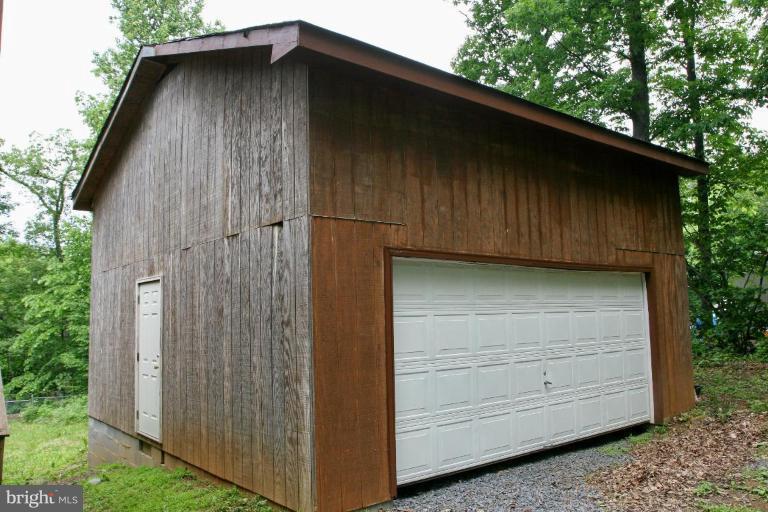 5367 Freezeland Road Linden, VA 22642 - Photo 14 of 29 Garage 1