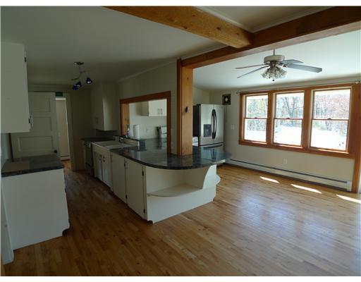 549 Ocean Point Road Boothbay, ME 04544 - Photo 4 of 14 Kitchen.