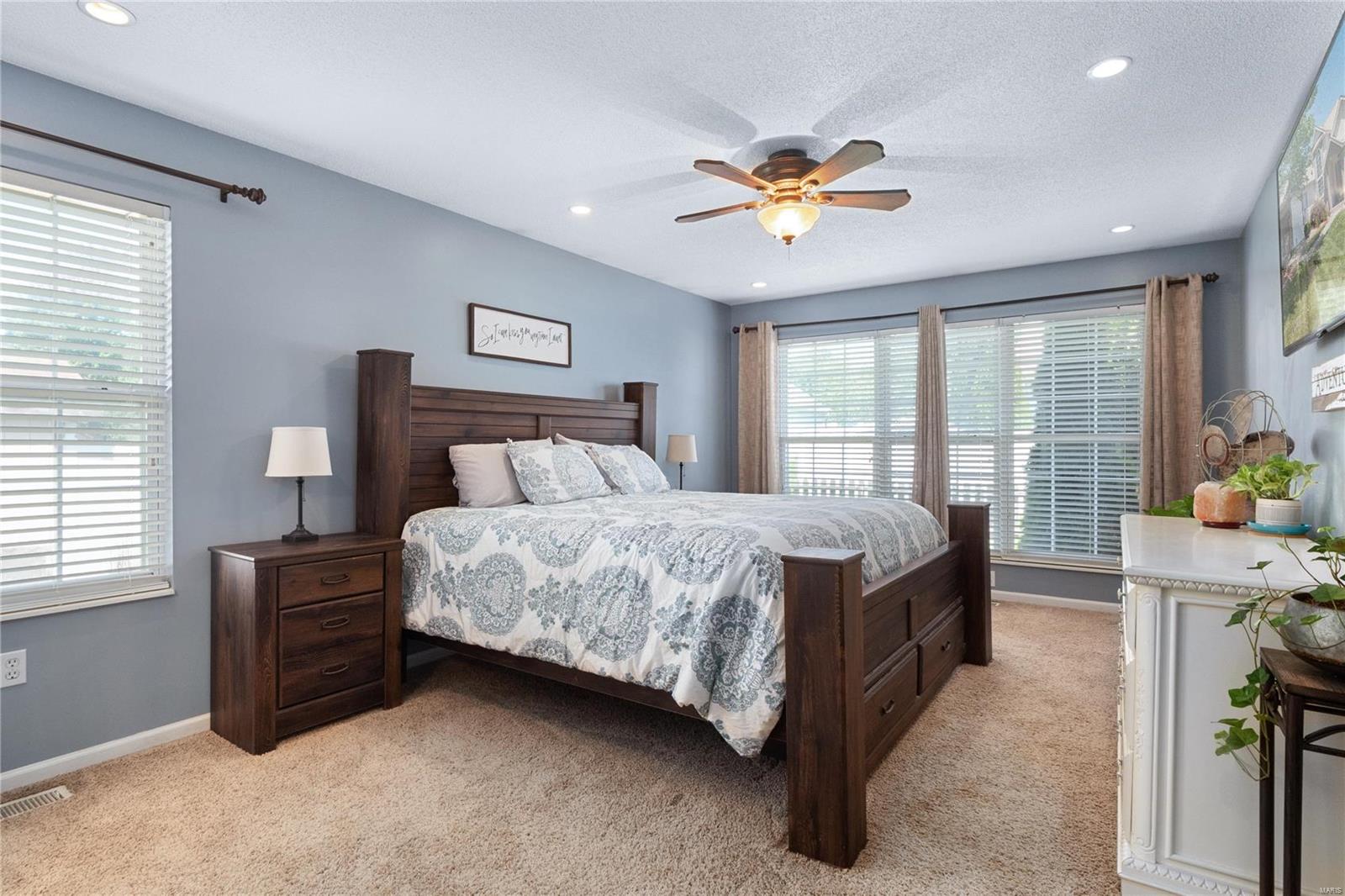 3233 Hunters Way Belleville, IL 62221 - Photo 16 of 40 Gallery Image 16