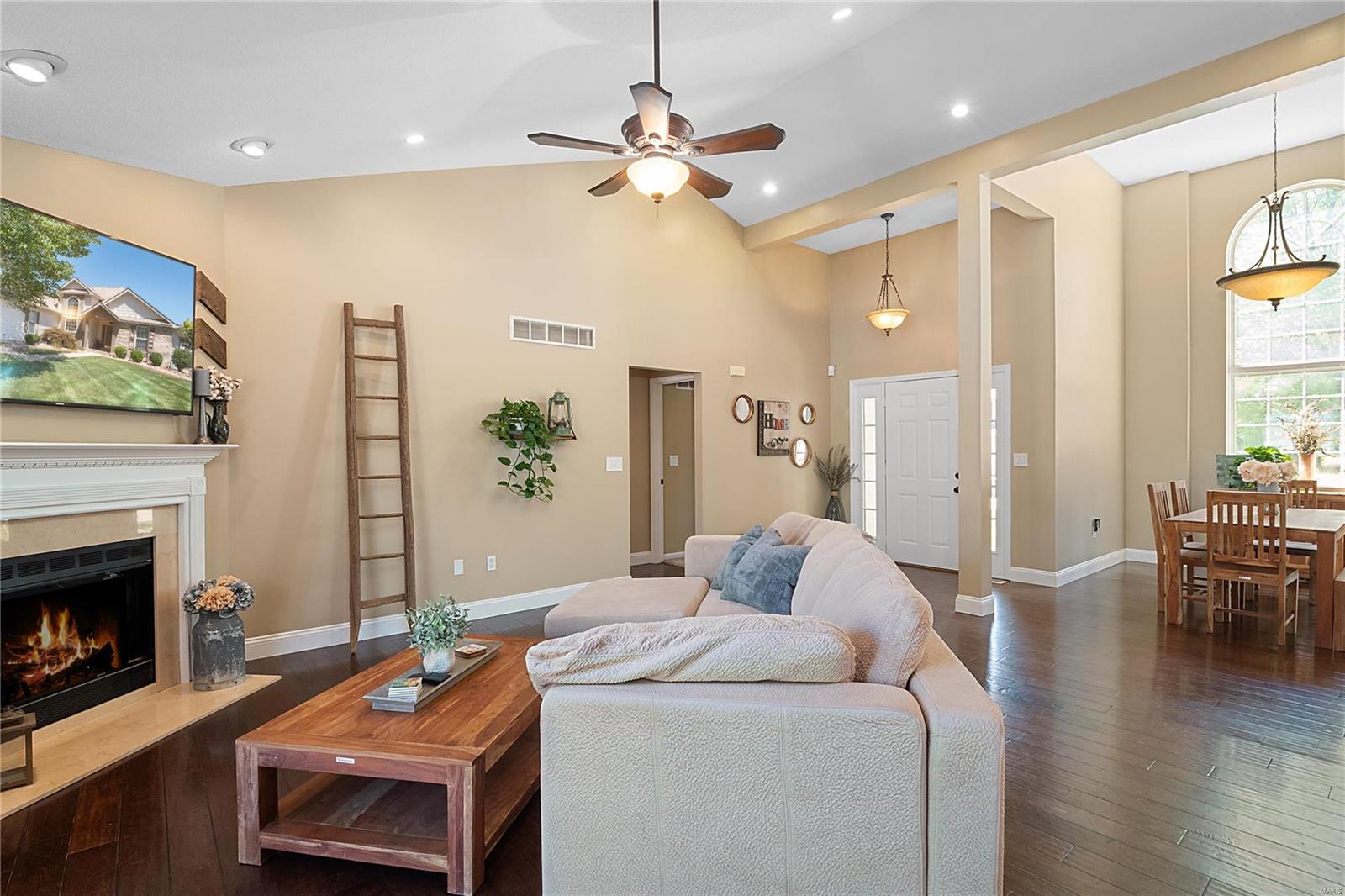 3233 Hunters Way Belleville, IL 62221 - Photo 10 of 40 Gallery Image 10