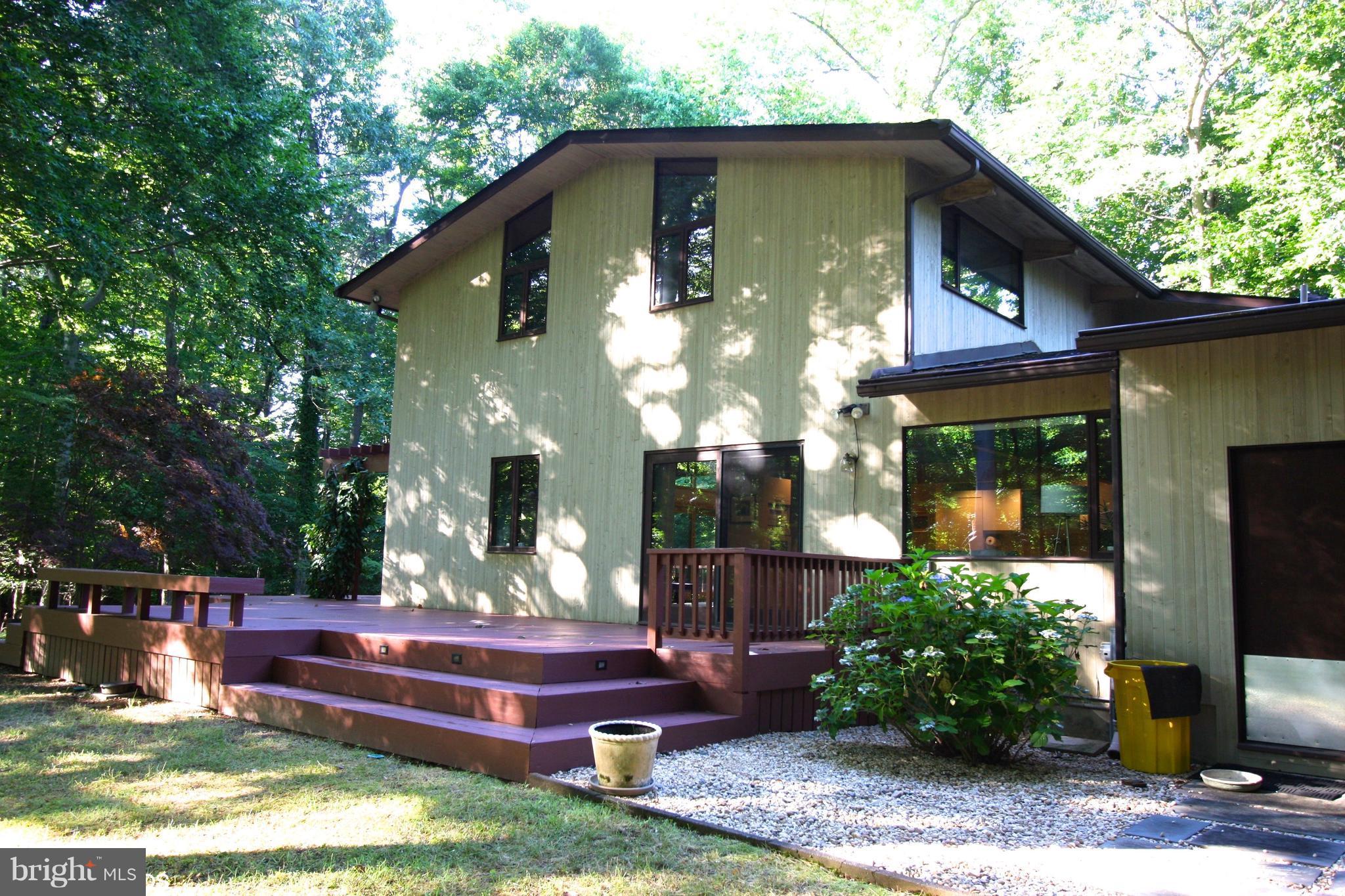 1732 Woodlore Road Annapolis, MD 21401 - Photo 19 of 22 Exterior (Rear)