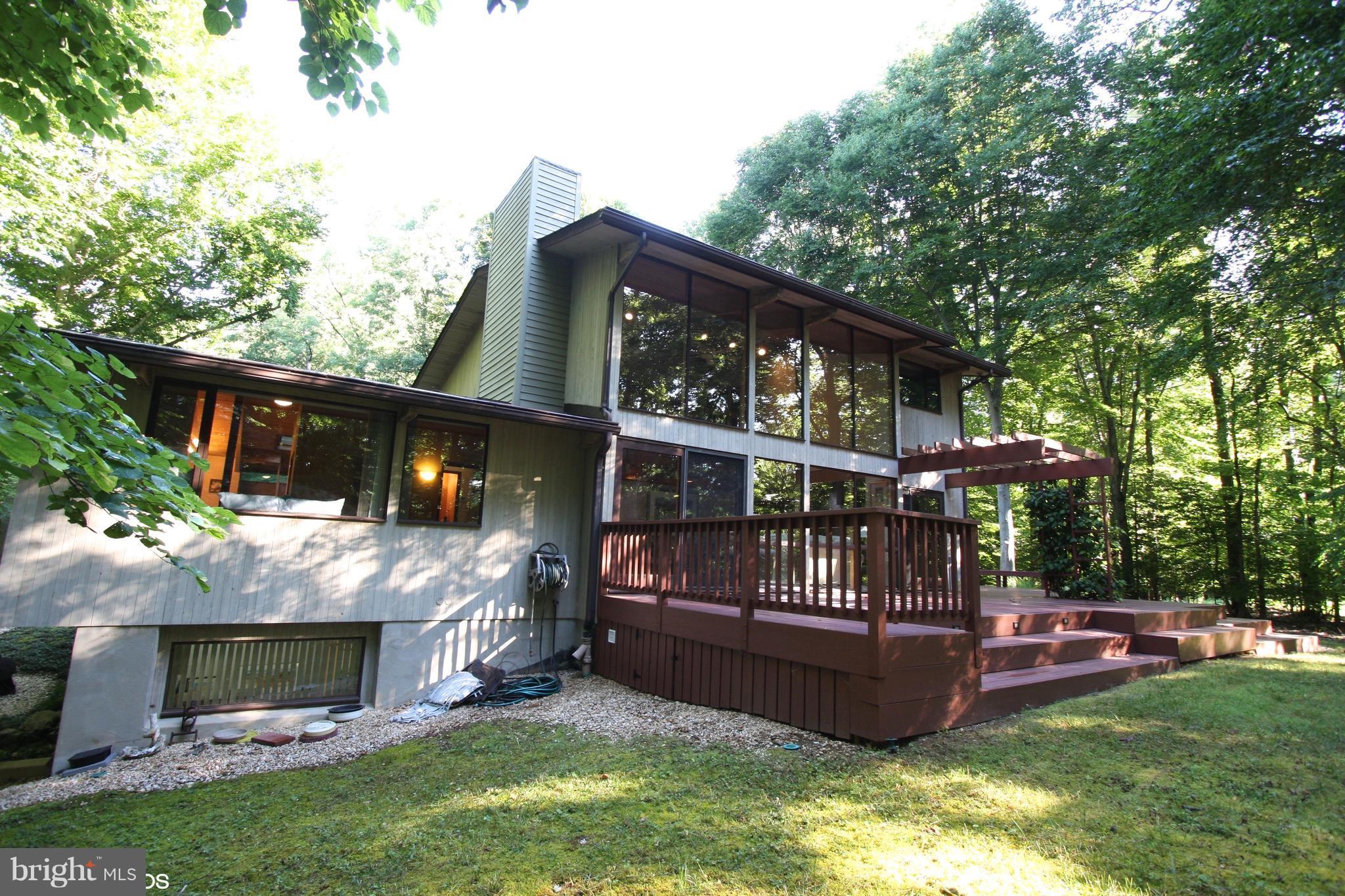 1732 Woodlore Road Annapolis, MD 21401 - Photo 21 of 22 Exterior (Rear)