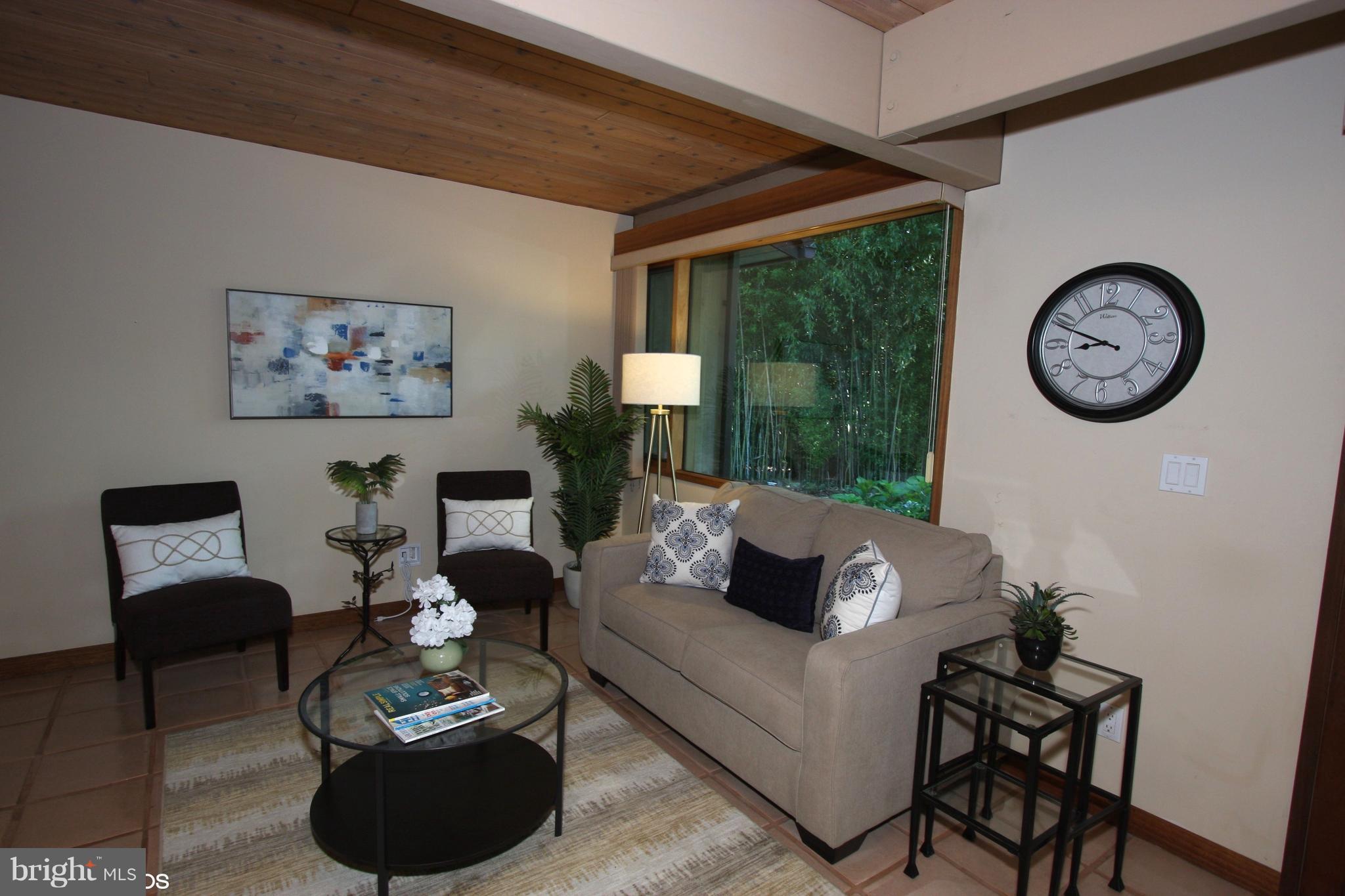 1732 Woodlore Road Annapolis, MD 21401 - Photo 6 of 22 Family Room