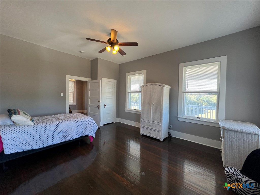 909 Power Street Refugio, TX 78377 - Photo 11 of 47