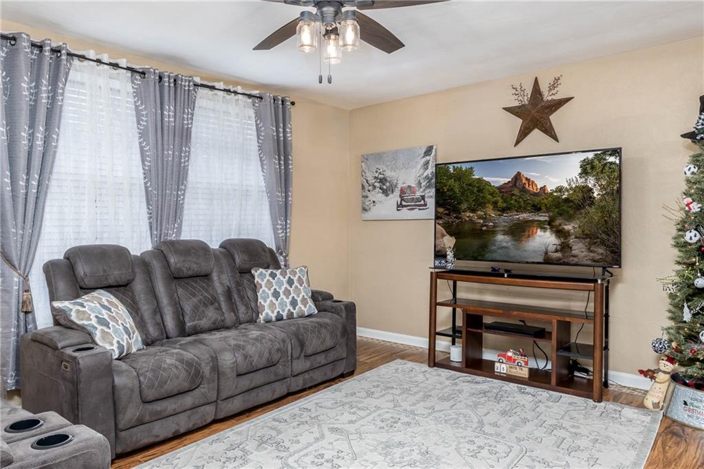 104 Haines Road Washington, PA 15301 - Photo 5 of 34 Gallery Image 5