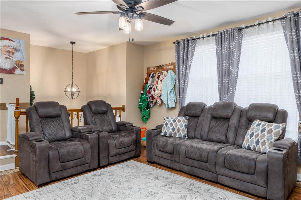 104 Haines Road Washington, PA 15301 - Photo 6 of 34 Gallery Image 6