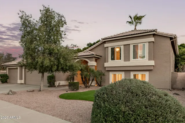 $738,000 | 15025 South 40th Street, Phoenix, AZ 85044