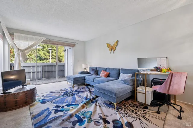 $290,000 | 900 Southampton Road, Unit 2, Benicia, CA 94510