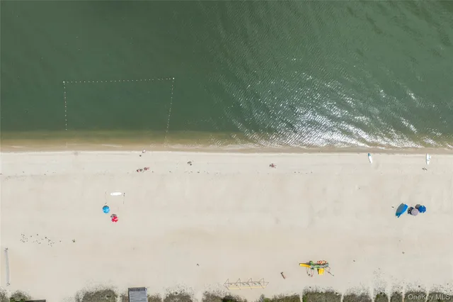 $3,600 | 795 Pine Tree Road, Cutchogue, NY 11935