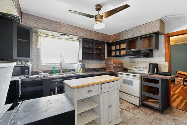 $287,000 | 6718 Colf Road, Carleton, MI 48117