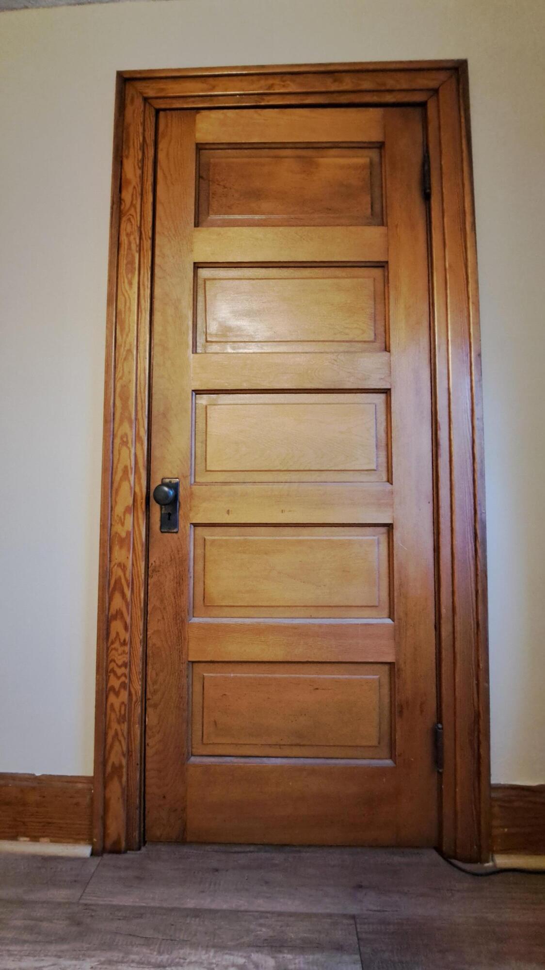 76 Commodore Street Newark, OH 43055 - Photo 43 of 53 Original Doors Throughout