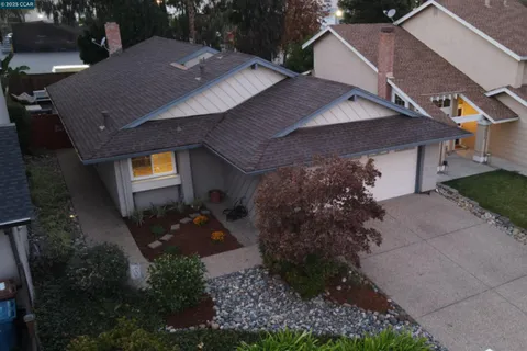 $849,000 | 4962 Shadowfalls Drive, Martinez, CA 94553