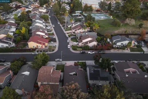 $849,000 | 4962 Shadowfalls Drive, Martinez, CA 94553