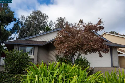 $849,000 | 4962 Shadowfalls Drive, Martinez, CA 94553