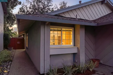 $849,000 | 4962 Shadowfalls Drive, Martinez, CA 94553