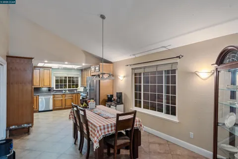 $849,000 | 4962 Shadowfalls Drive, Martinez, CA 94553